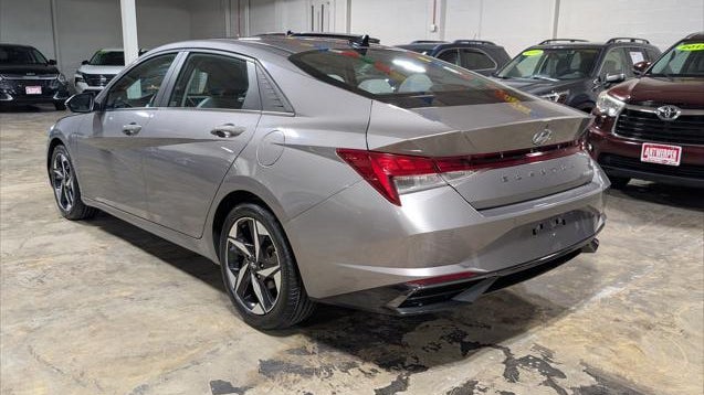 2021 Hyundai ELANTRA Limited