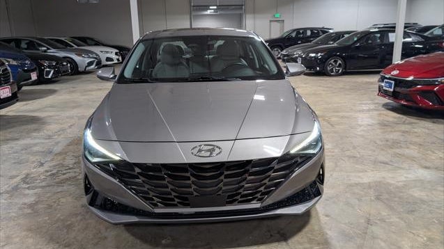 2021 Hyundai ELANTRA Limited