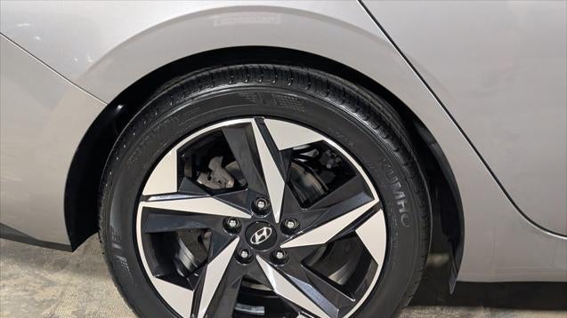 2021 Hyundai ELANTRA Limited