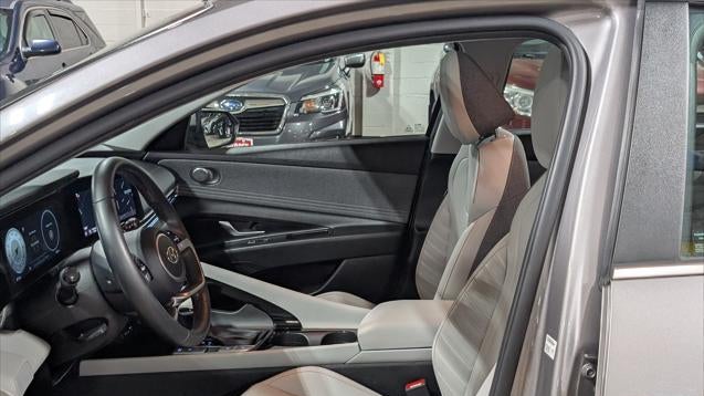 2021 Hyundai ELANTRA Limited