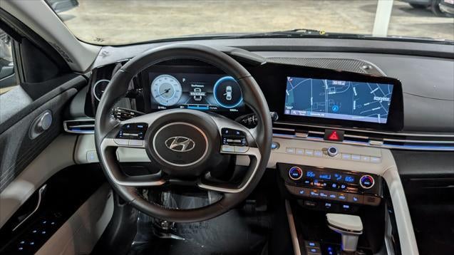 2021 Hyundai ELANTRA Limited