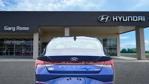 2023 Hyundai ELANTRA Limited