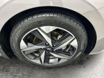 2023 Elantra Thumbnail 8