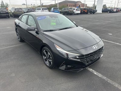 2022 Hyundai Elantra Limited 4DR Sedan