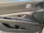 2022 Elantra Thumbnail 9