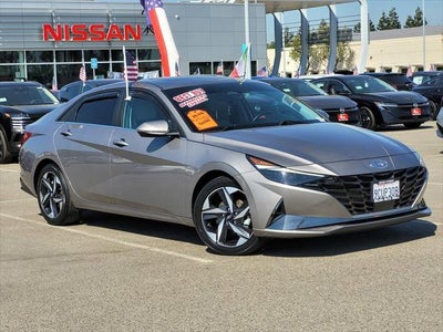 2023 Hyundai Elantra Limited 4DR Sedan