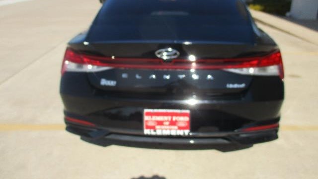2022 Hyundai ELANTRA Limited