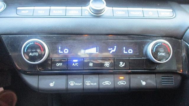 2022 Hyundai ELANTRA Limited