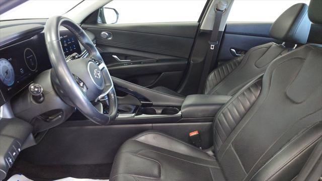 2023 Hyundai ELANTRA Limited