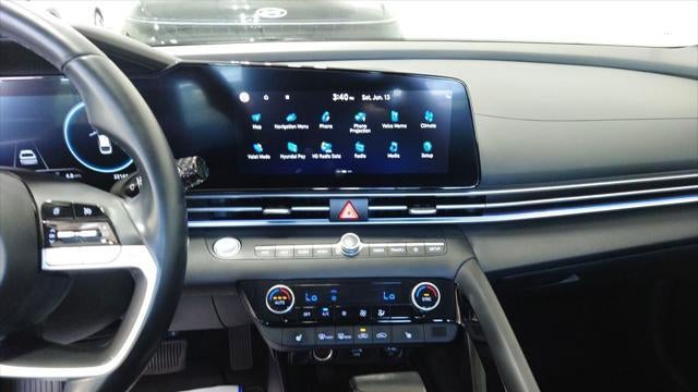 2023 Hyundai ELANTRA Limited