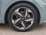 2023 Elantra Thumbnail 18