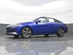 2023 ELANTRA Thumbnail 40