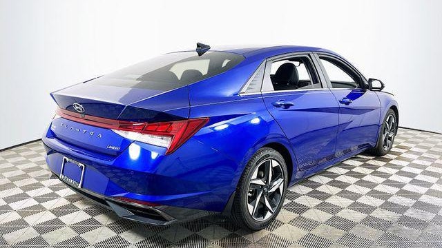 2023 Hyundai ELANTRA Limited