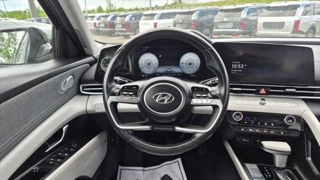 2023 Hyundai ELANTRA Limited