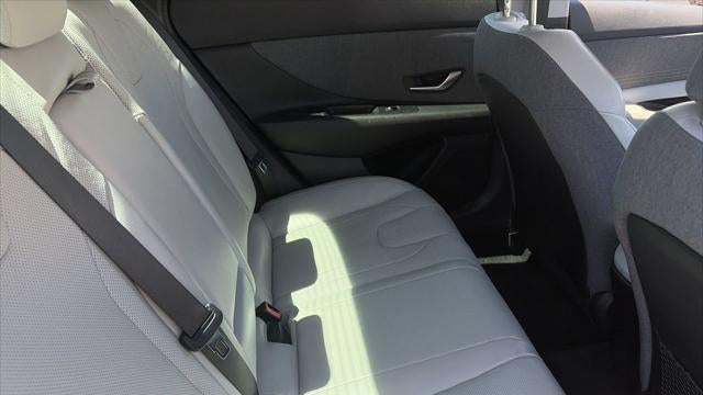 2021 Hyundai ELANTRA Limited
