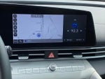 2022 Elantra Thumbnail 18