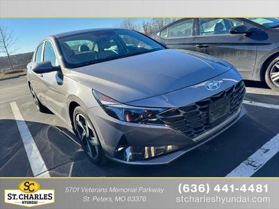 2022 Hyundai Elantra Limited 4DR Sedan
