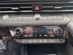 2023 Elantra Thumbnail 13