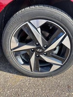2023 Elantra Thumbnail 14