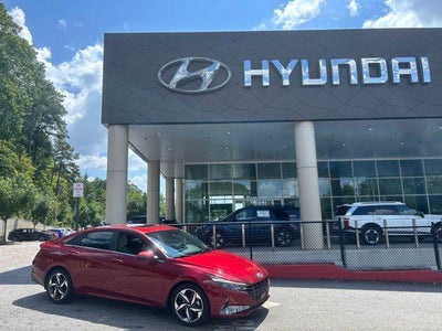 2023 Hyundai Elantra Limited 4DR Sedan