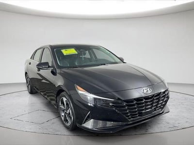 2022 Hyundai Elantra Limited 4DR Sedan