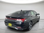 2022 Elantra Thumbnail 3