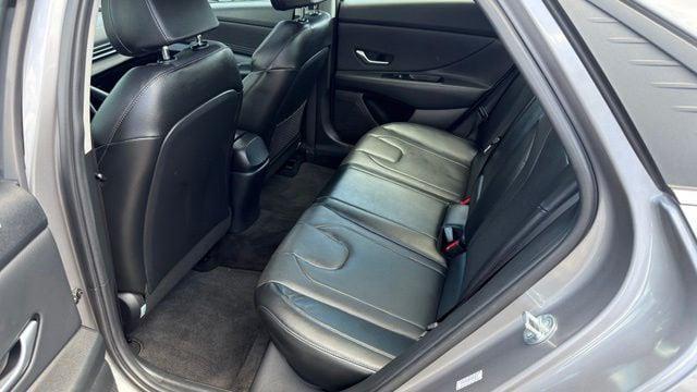 2023 Hyundai ELANTRA Limited