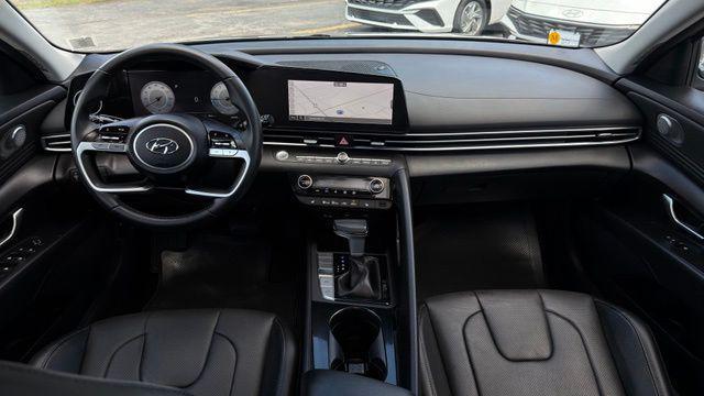 2023 Hyundai ELANTRA Limited