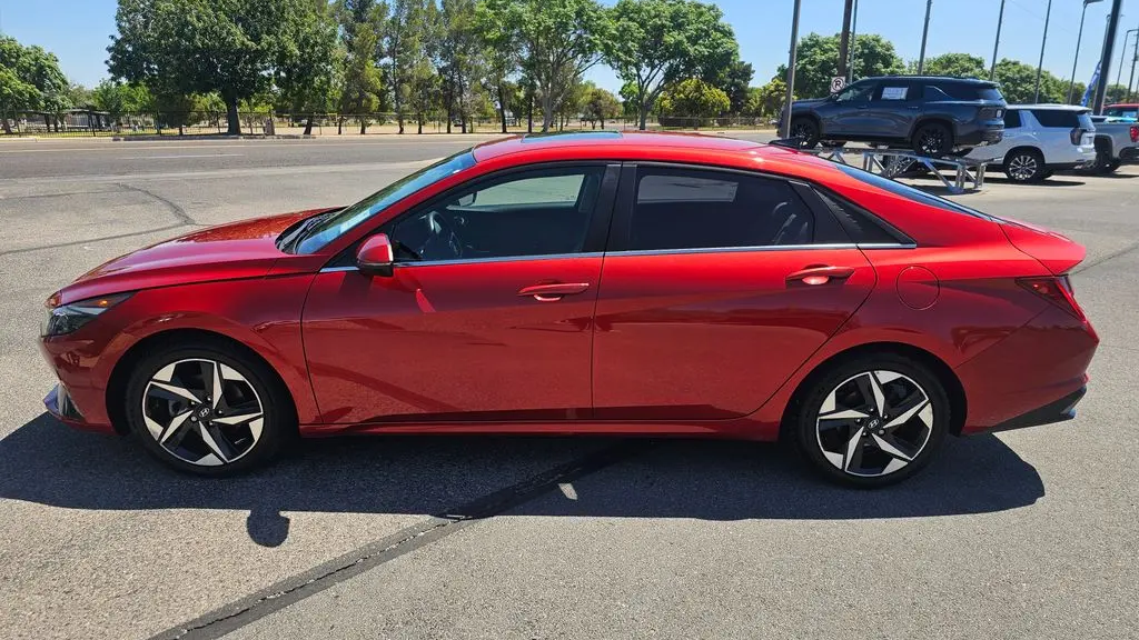 2021 Hyundai ELANTRA Limited