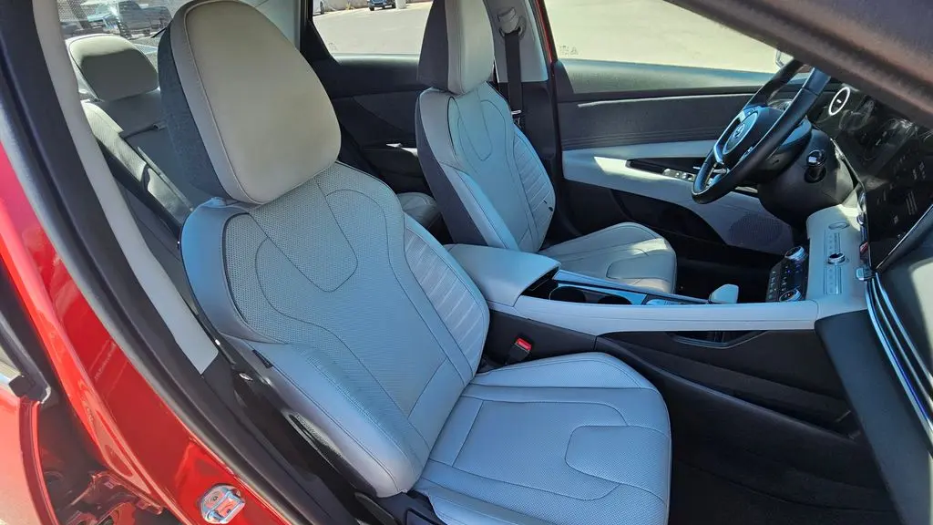 2021 Hyundai ELANTRA Limited