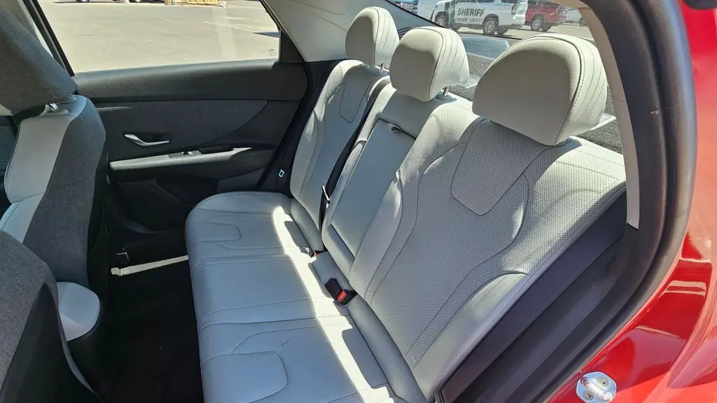 2021 Hyundai ELANTRA Limited