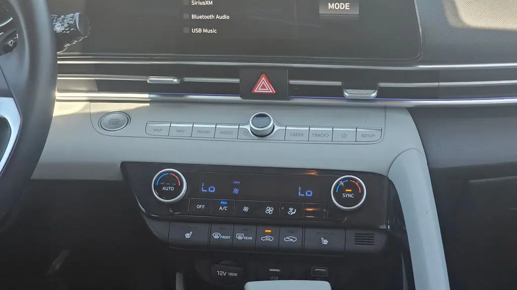 2021 Hyundai ELANTRA Limited