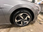 2023 Elantra Thumbnail 16