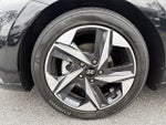 2022 Elantra Thumbnail 11