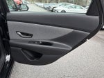 2022 Elantra Thumbnail 16