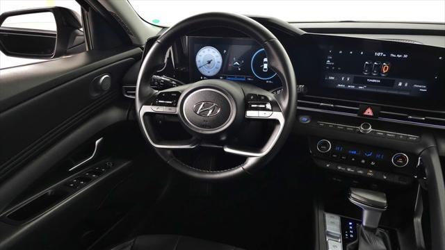 2023 Hyundai ELANTRA Limited