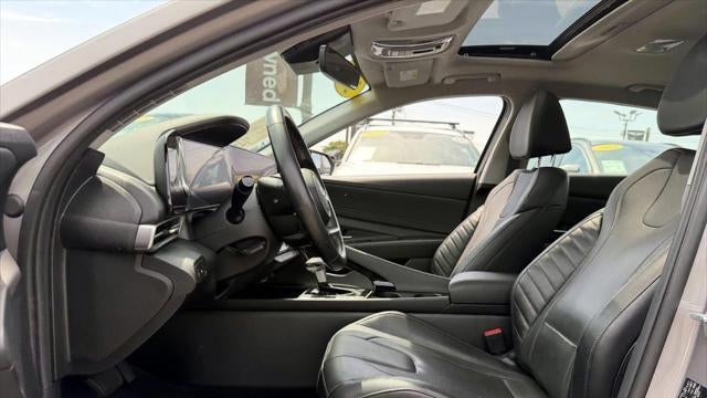 2023 Hyundai ELANTRA Limited