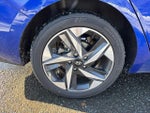 2023 Elantra Thumbnail 7