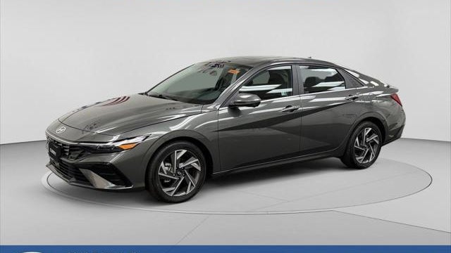 Preowned 2024 Hyundai ELANTRA Limited for Sale