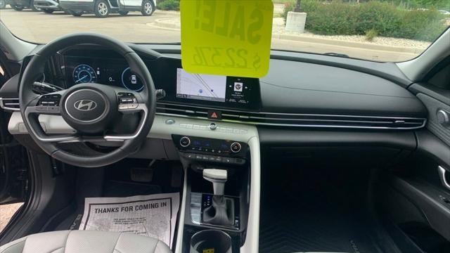 2024 Hyundai ELANTRA Limited