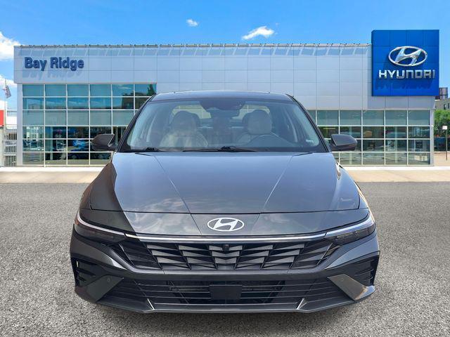 2024 Hyundai Elantra - $20,173