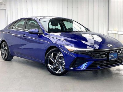 2025 Hyundai Elantra Limited 4DR Sedan