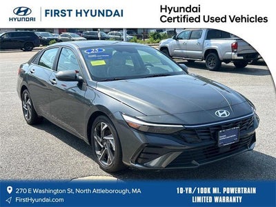 2025 Hyundai Elantra Limited 4DR Sedan