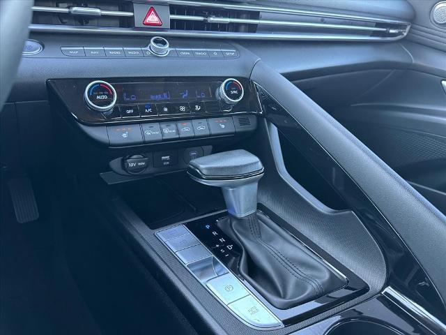 2025 Hyundai Elantra - $20,367