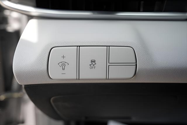 2026 Hyundai Elantra - $25,994