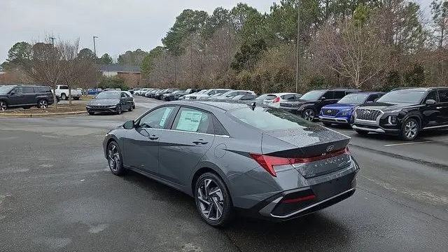 2026 Hyundai ELANTRA Limited