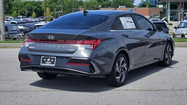 2026 Hyundai ELANTRA Limited