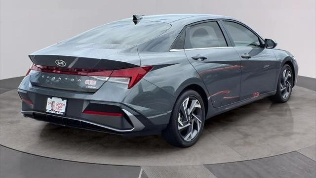 2026 Hyundai ELANTRA Limited