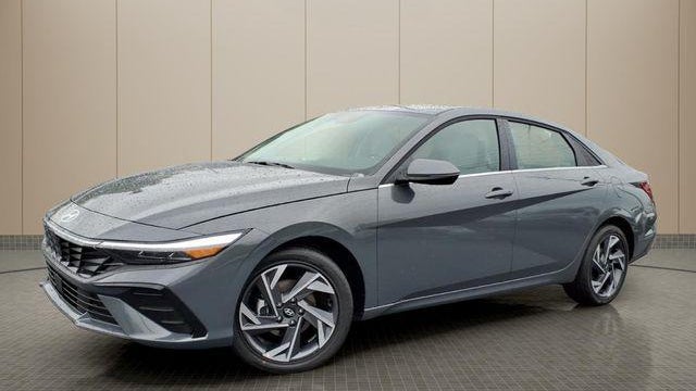 2026 Hyundai ELANTRA Limited