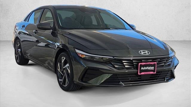 2026 Hyundai ELANTRA Limited